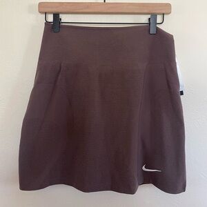 🌵 Nike NWT Women's Golf Skirt